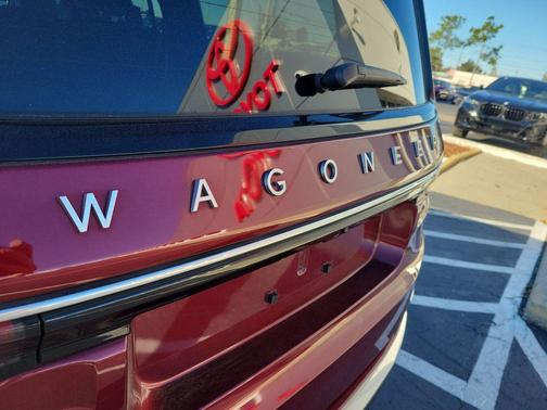 2022 Jeep Wagoneer Series III 4x4