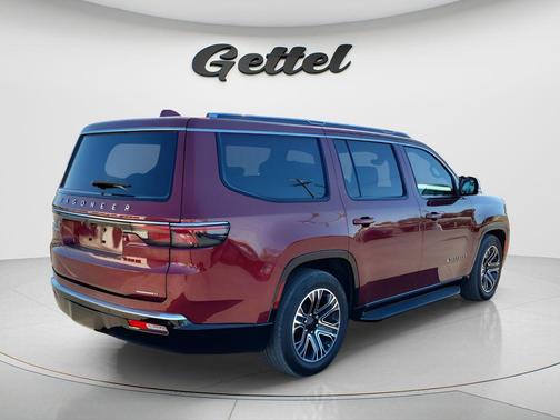 2022 Jeep Wagoneer Series III 4x4