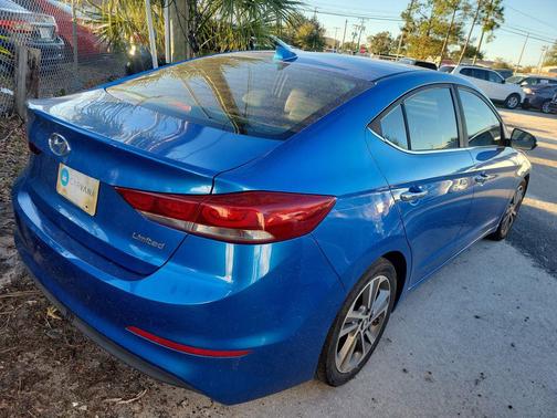 2017 Hyundai ELANTRA Limited