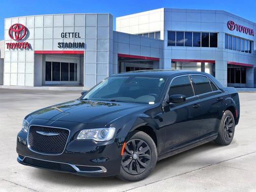 2023 Chrysler 300 Touring