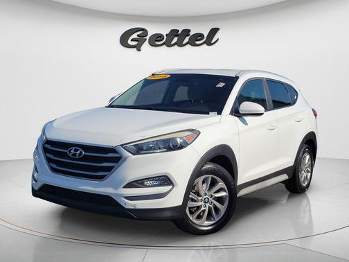 Dazzling White 2018 Hyundai TUCSON SEL