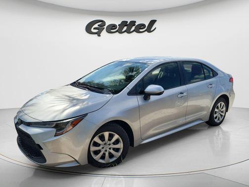Classic Silver Metallic 2020 Toyota Corolla LE