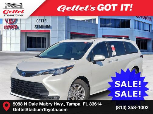 2025 Toyota Sienna XLE