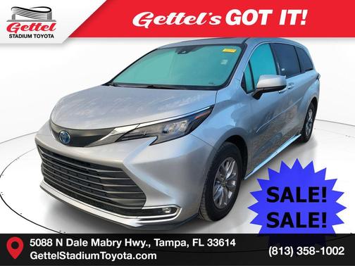 2024 Toyota Sienna XLE