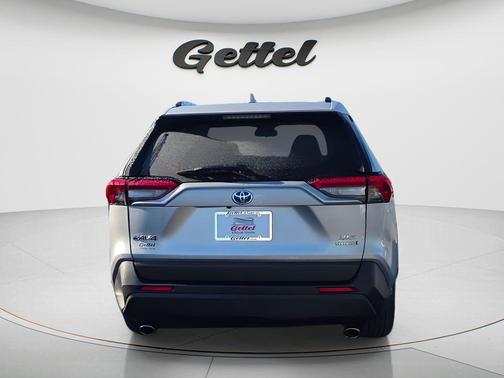 2023 Toyota RAV4 Hybrid XLE