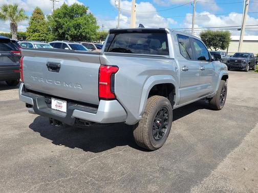 2025 Toyota Tacoma SR5
