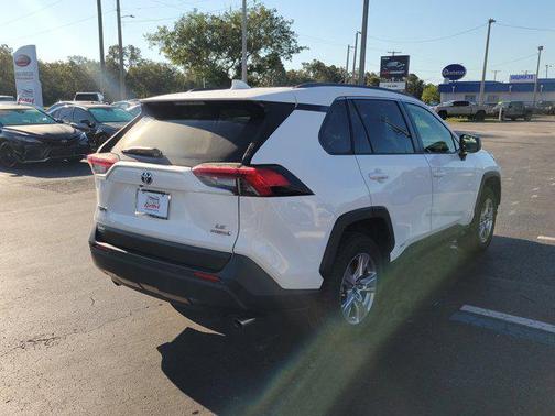 2023 Toyota RAV4 Hybrid LE
