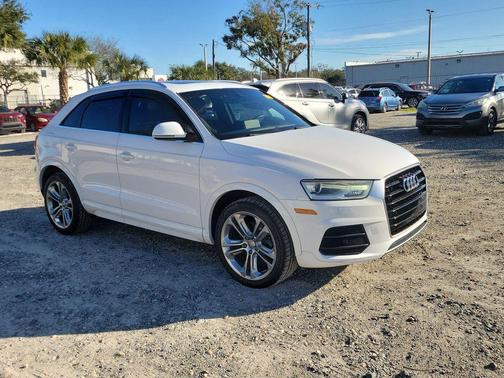2017 Audi Q3 2.0T Premium Plus