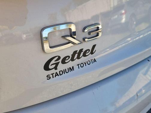 2017 Audi Q3 2.0T Premium Plus