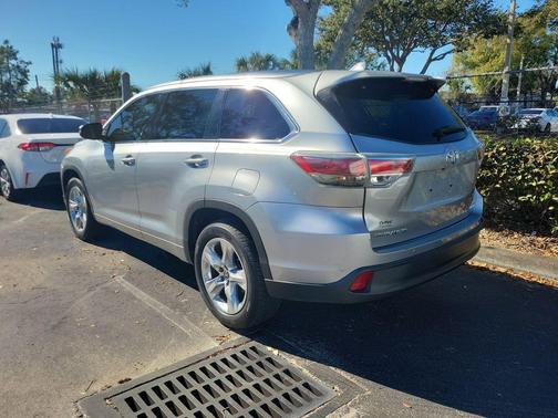 2016 Toyota Highlander Limited