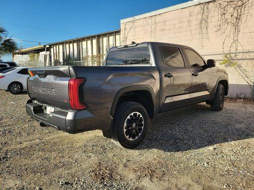 2025 Toyota Tundra SR5