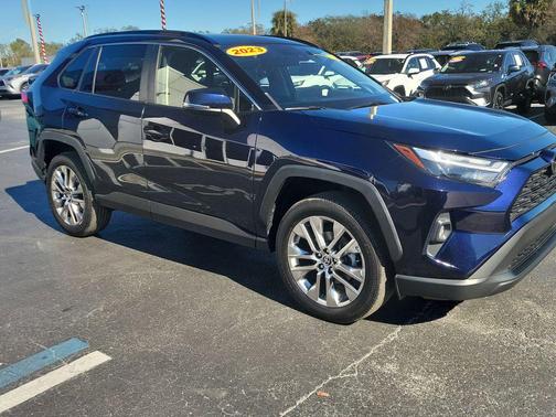 2023 Toyota RAV4 XLE Premium