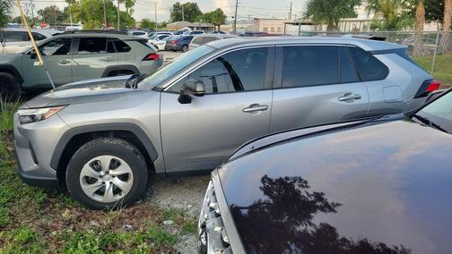 Silver Sky Metallic 2023 Toyota RAV4 LE