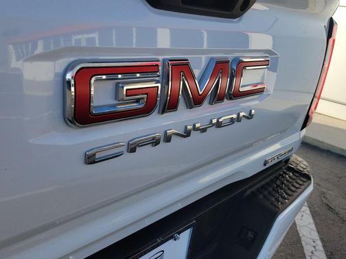 2023 GMC Canyon Elevation