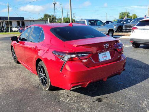 2024 Toyota Camry SE