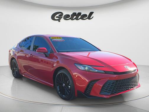 Supersonic Red 2025 Toyota Camry SE