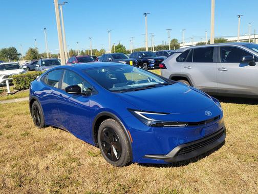 2026 Toyota Prius LE