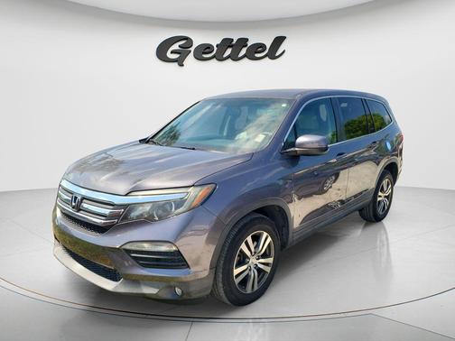 Modern Steel Metallic 2017 Honda Pilot EX