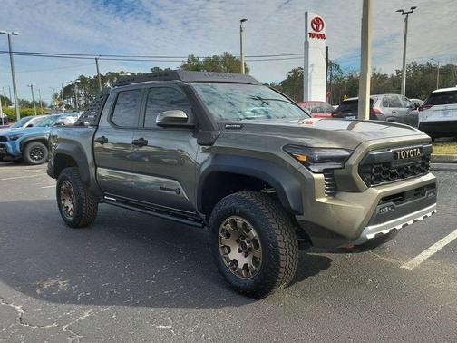 2025 Toyota Tacoma Hybrid Trailhunter