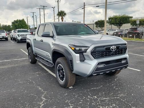 2025 Toyota Tacoma TRD Off Road