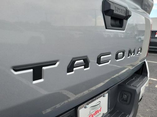 2025 Toyota Tacoma TRD Off Road