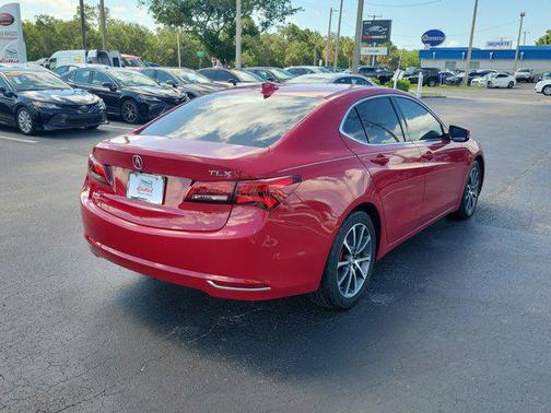 2017 Acura TLX w/Technology Package