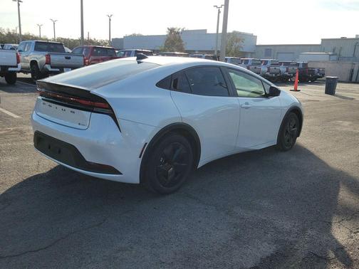 2026 Toyota Prius LE