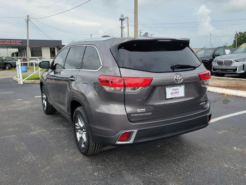 2018 Toyota Highlander Limited Platinum