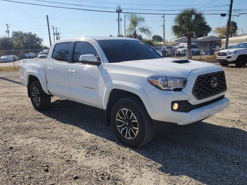 2022 Toyota Tacoma TRD Sport