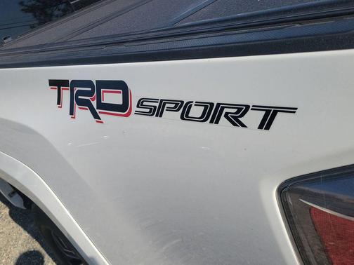 2022 Toyota Tacoma TRD Sport