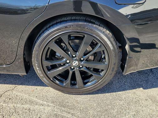 2017 Nissan Altima 2.5 SR