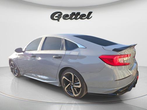 Still Night Pearl 2022 Honda Accord Sport 1.5T