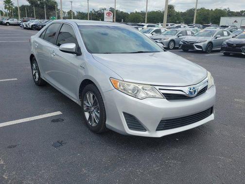 2013 Toyota Camry Hybrid LE