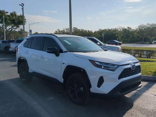 2024 Toyota RAV4 Hybrid XLE