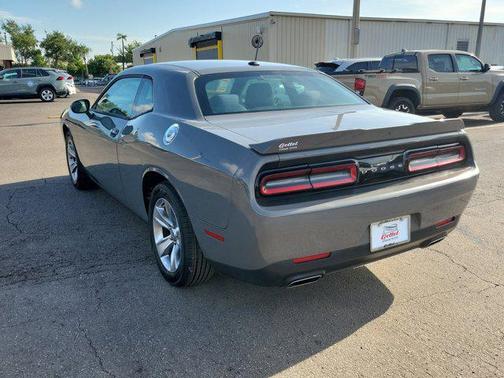 2018 Dodge Challenger SXT