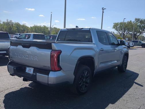 2025 Toyota Tundra Hybrid Platinum