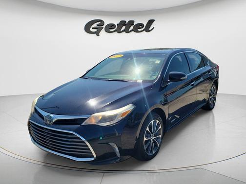 Midnight Black Metallic 2017 Toyota Avalon Hybrid XLE Plus