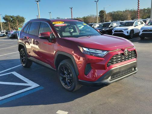 2023 Toyota RAV4 XLE