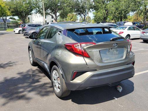 2021 Toyota C-HR LE
