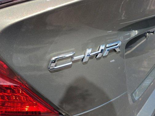 2021 Toyota C-HR LE