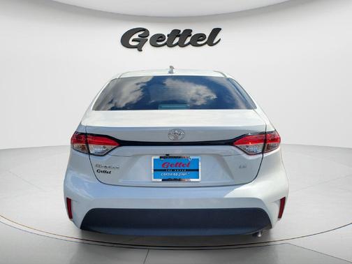 Wind Chill Pearl 2023 Toyota Corolla LE