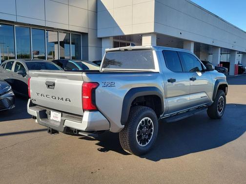 2025 Toyota Tacoma TRD Off Road