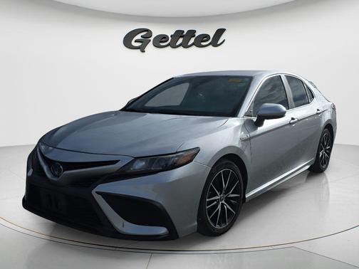 Celestial Silver Metallic 2021 Toyota Camry SE