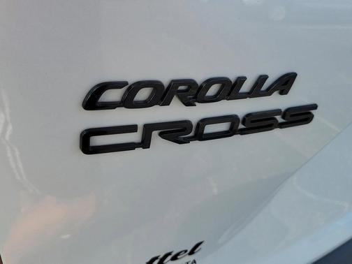 2025 Toyota Corolla Hybrid SE