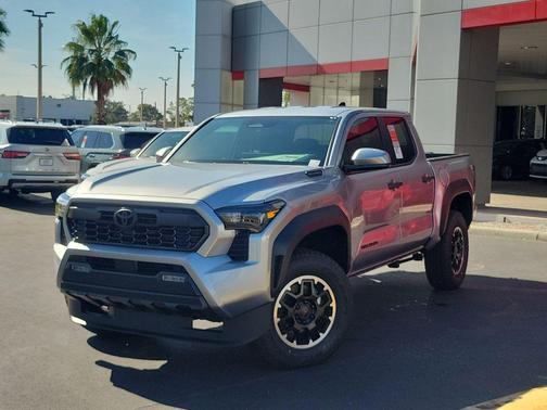 2025 Toyota Tacoma Hybrid TRD Off Road