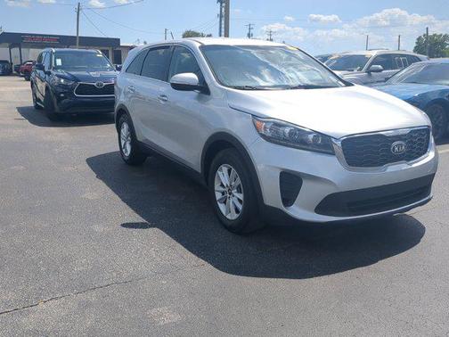 2019 Kia Sorento LX