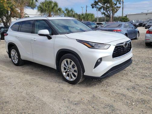 2023 Toyota Highlander Limited