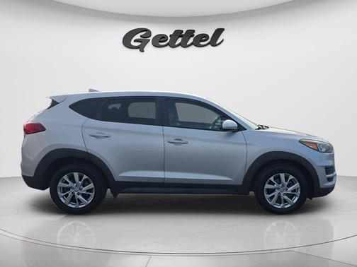 Molten Silver 2019 Hyundai TUCSON SE