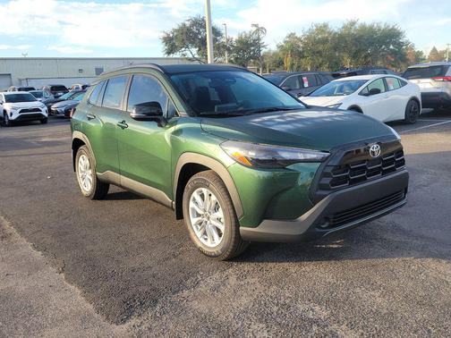 2026 Toyota Corolla Cross LE