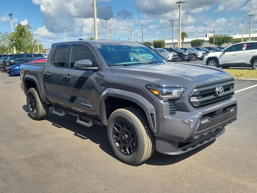 2025 Toyota Tacoma SR5